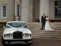 ELEGANT LADY WEDDING AND ANNIVERSARY CARS 1066728 Image 9